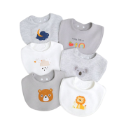 Yếm cho bé thiết kế tối giản xinh xắn